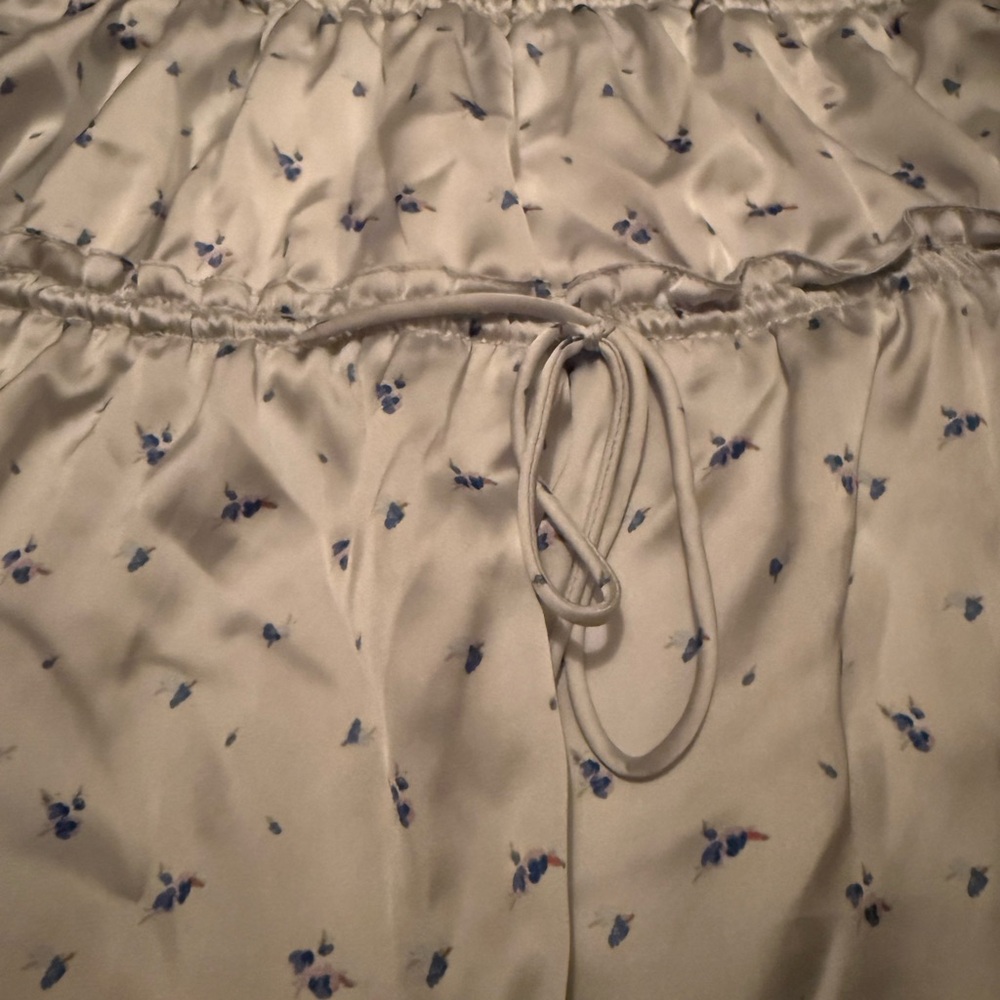 Zara Light Blue Floral Ruffle Top - Picture 2 of 4
